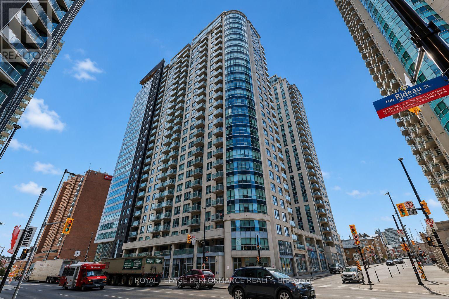 242 Rideau Unit 204