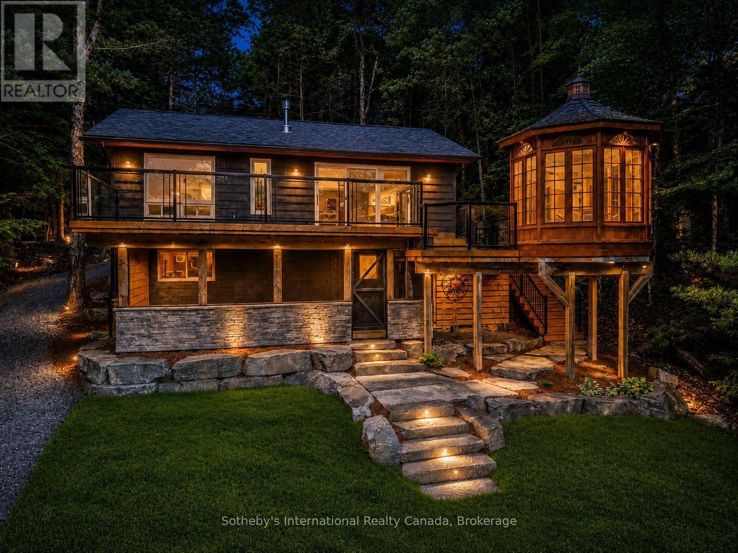1023 Strachan Point
