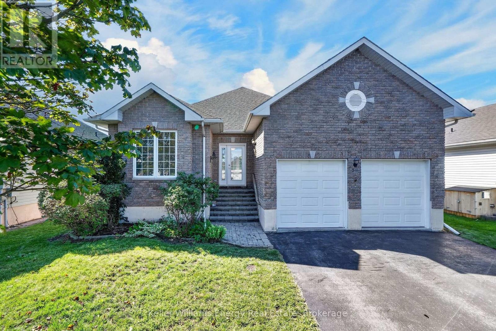 56 Elmdale
