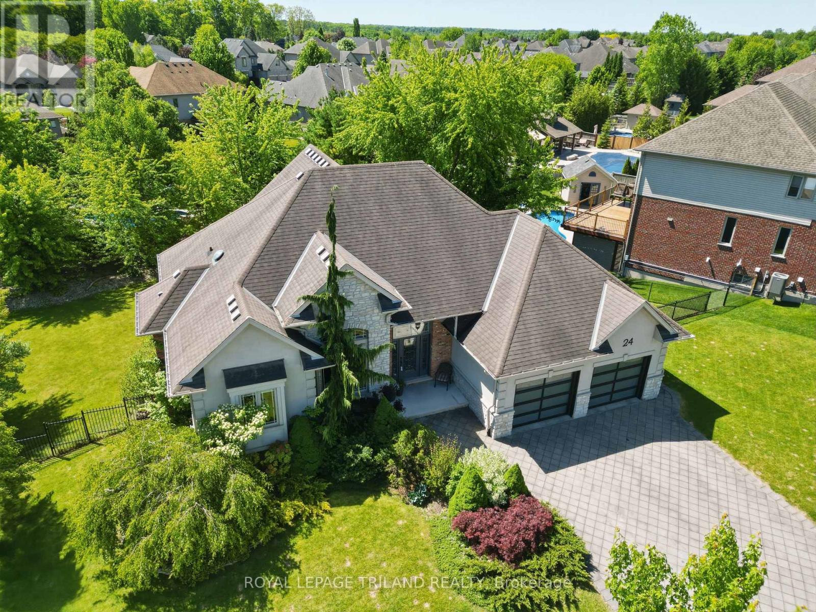 24 Earlscourt