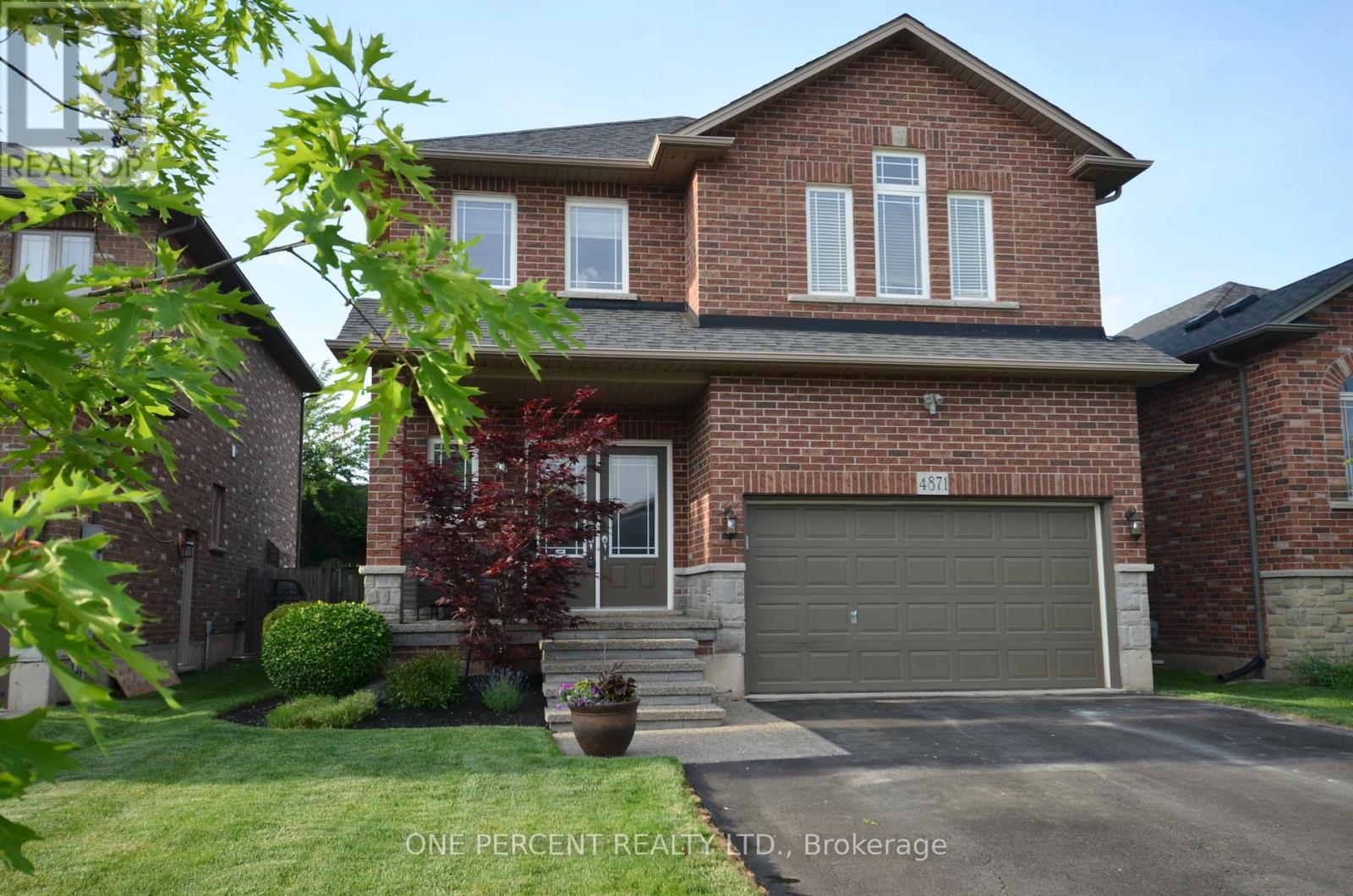 4871 Northgate