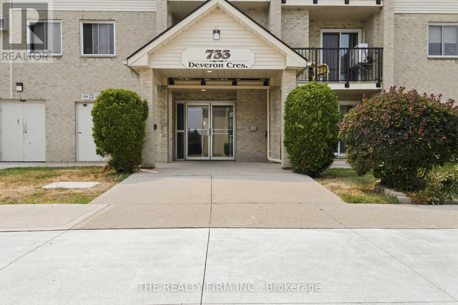 733 Deveron Unit 210
