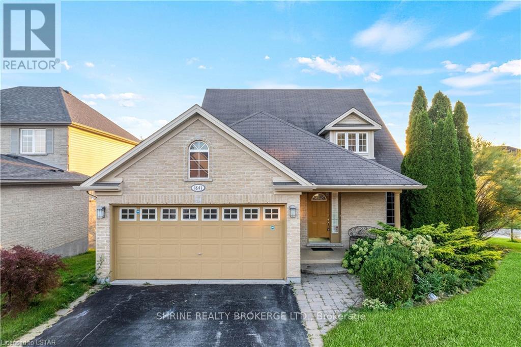 1841 Foxwood Unit Upper