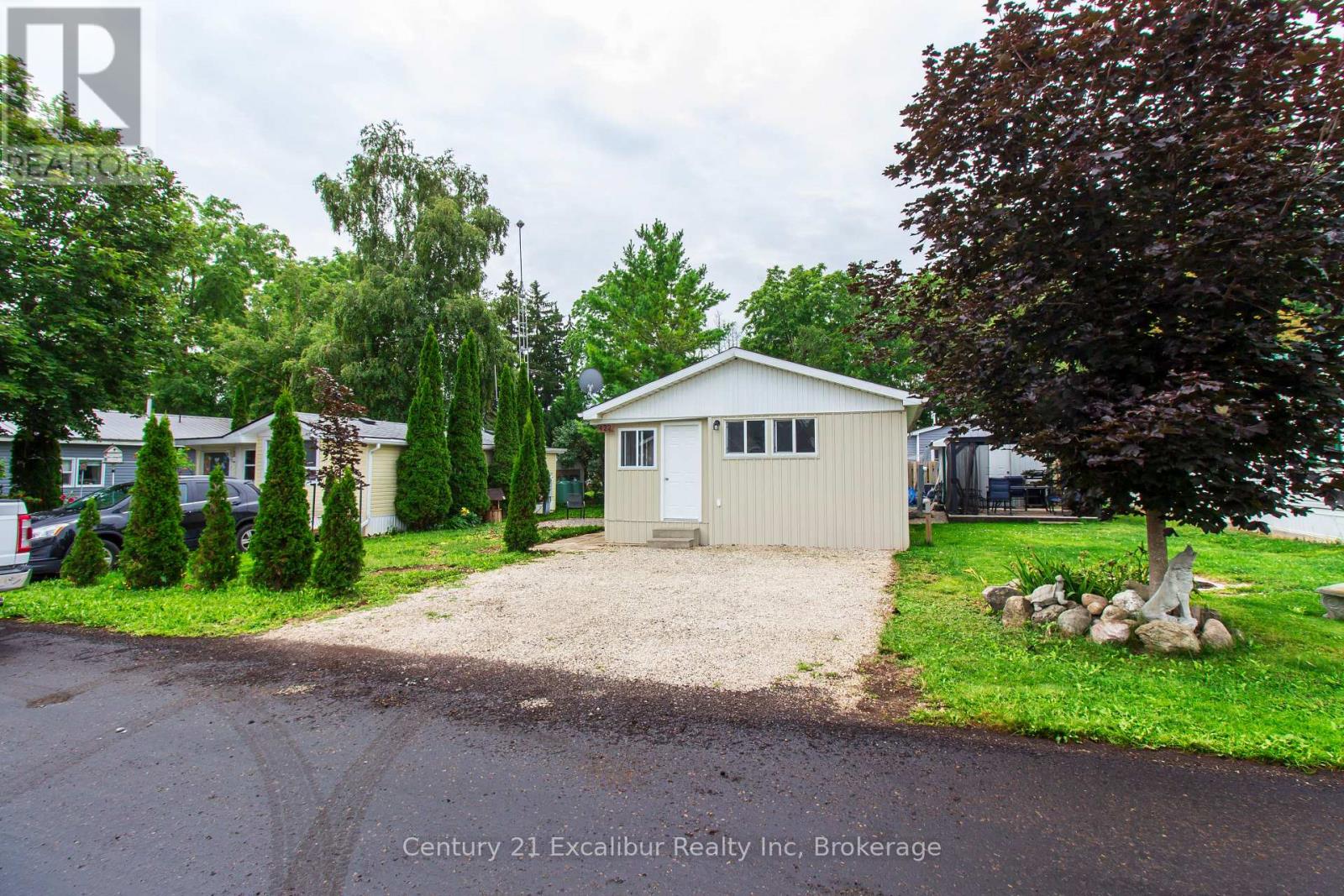 422 Pine Pass photo 2