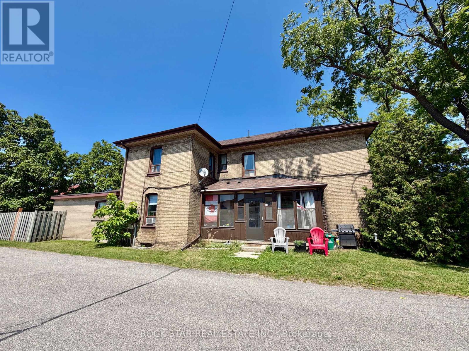 135 Sherwood