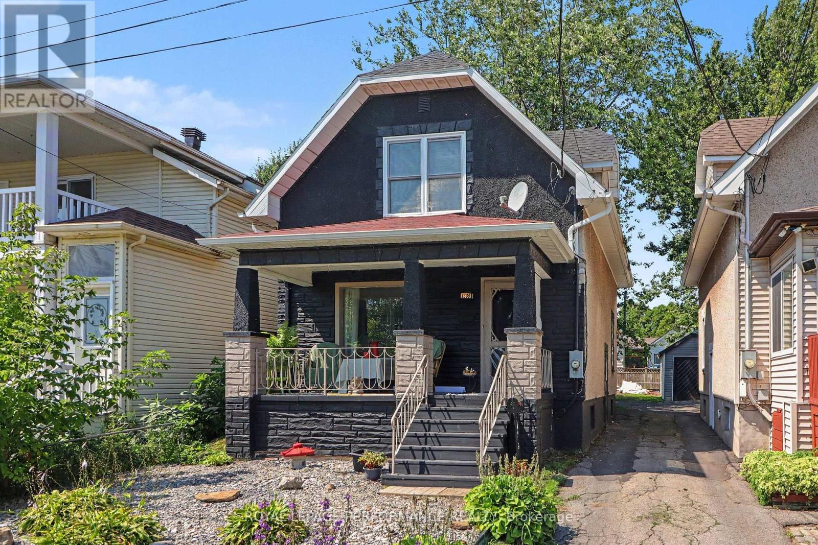 1304 Montreal