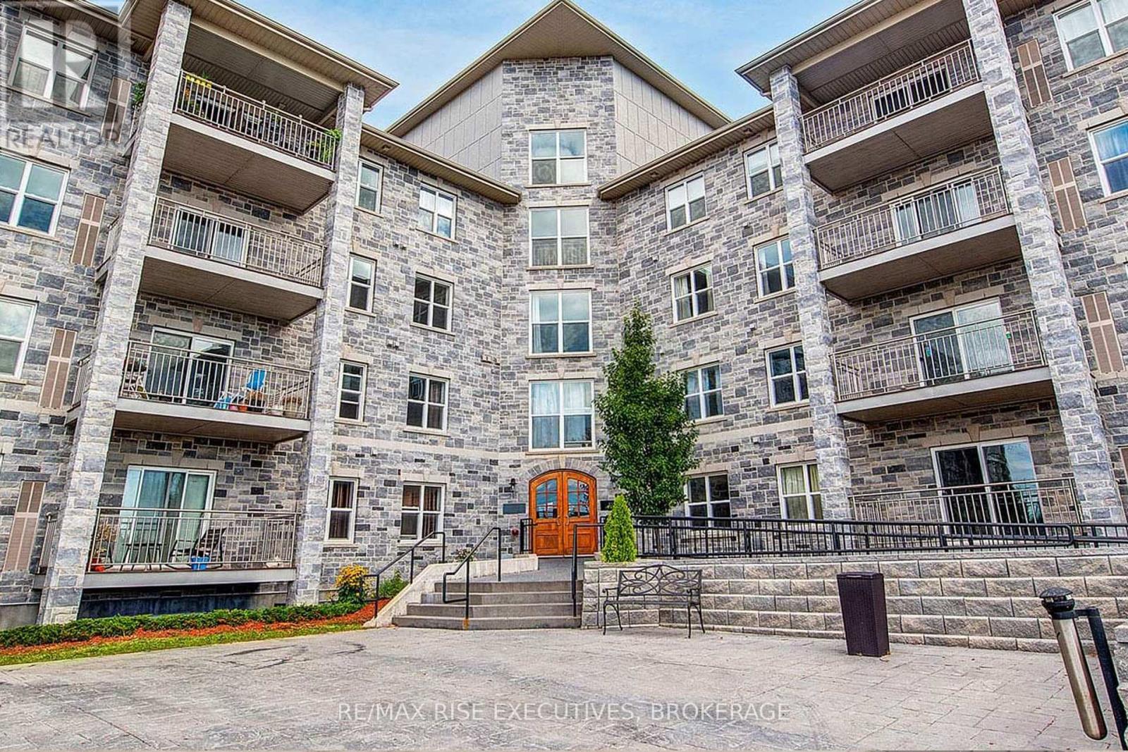 539 Armstrong Unit 515