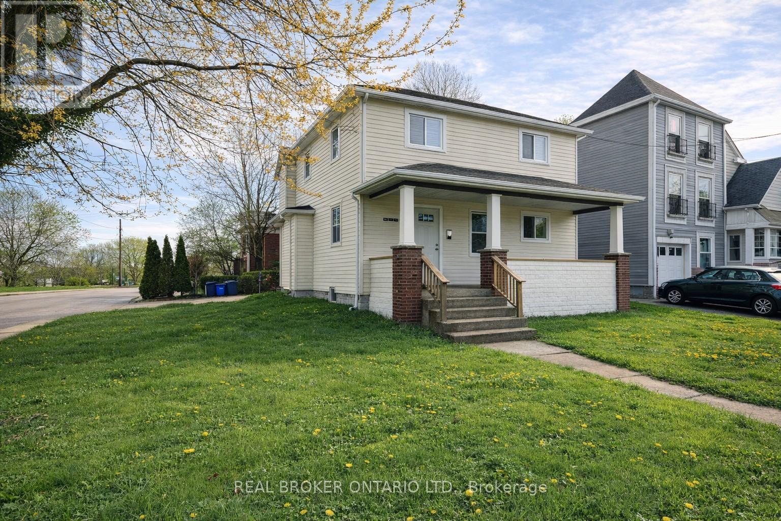 4394 ELLIS photo 2