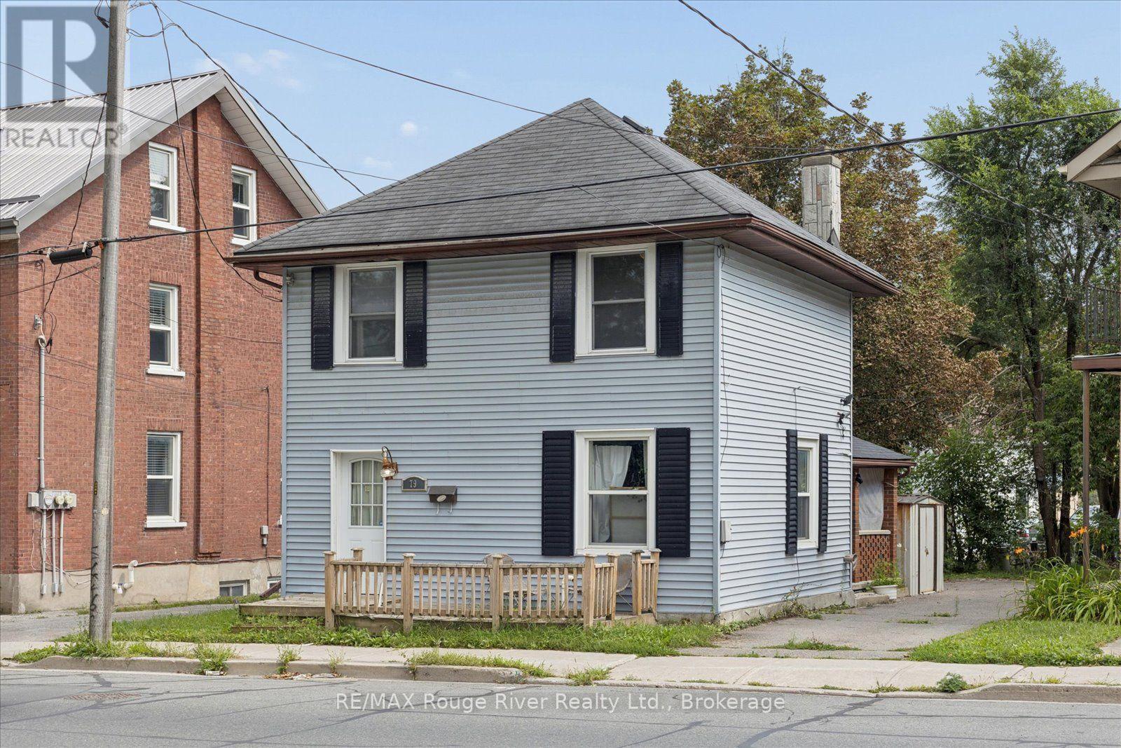 79 Parkhill