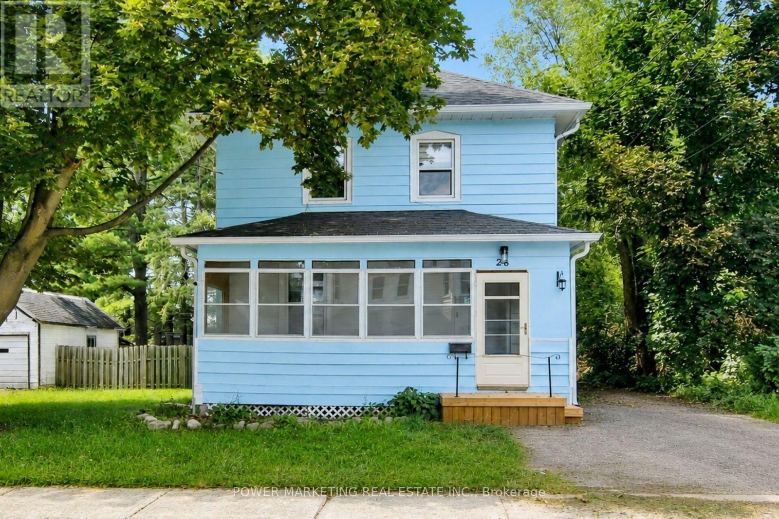 28 MONTAGUE