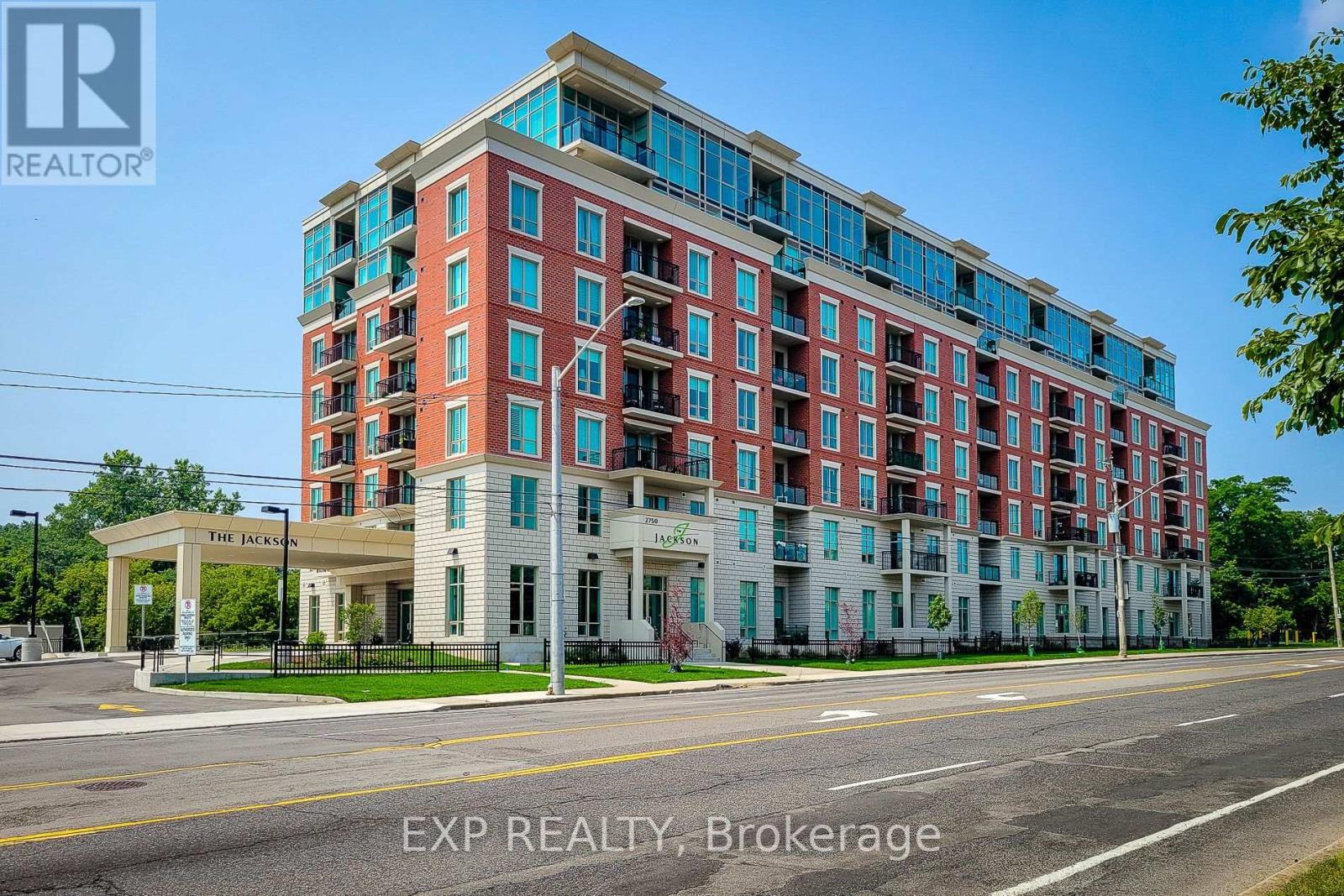 2750 King Unit 102