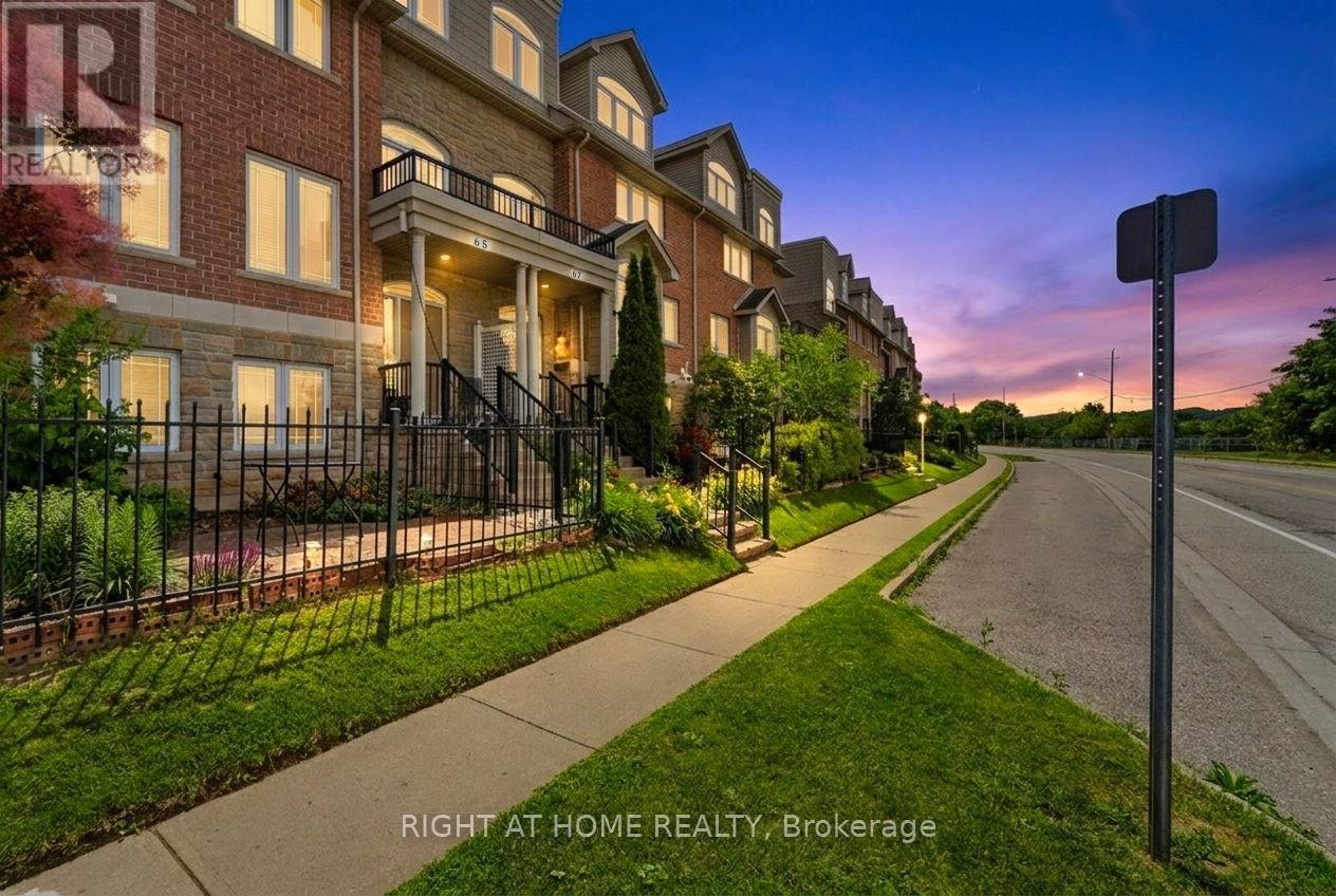 65 Wellington South