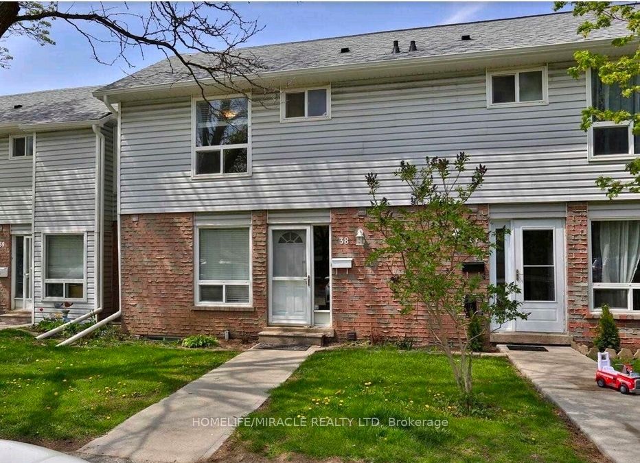32 Mowat Unit 38