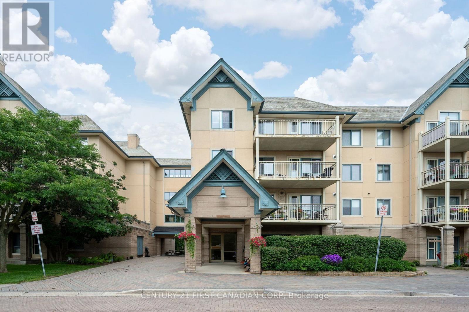 511 Gainsborough Unit 307