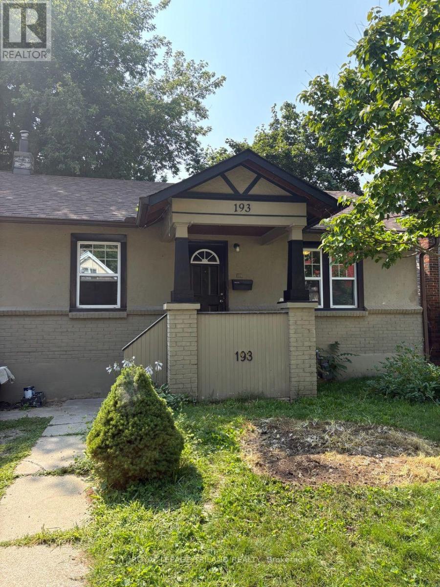 193 Huron photo 2