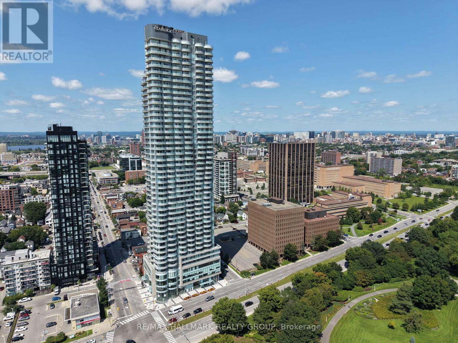 805 Carling Unit 709