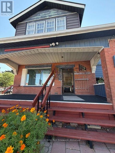 113 King Street N, Waterloo, ON N2J 2X7, Waterloo