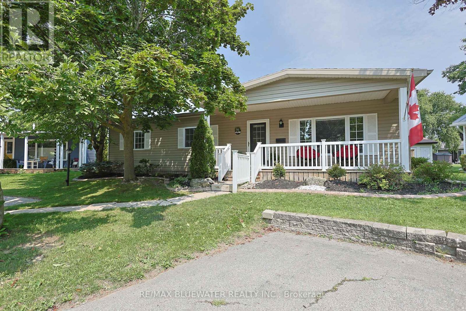 288 Concord photo 2