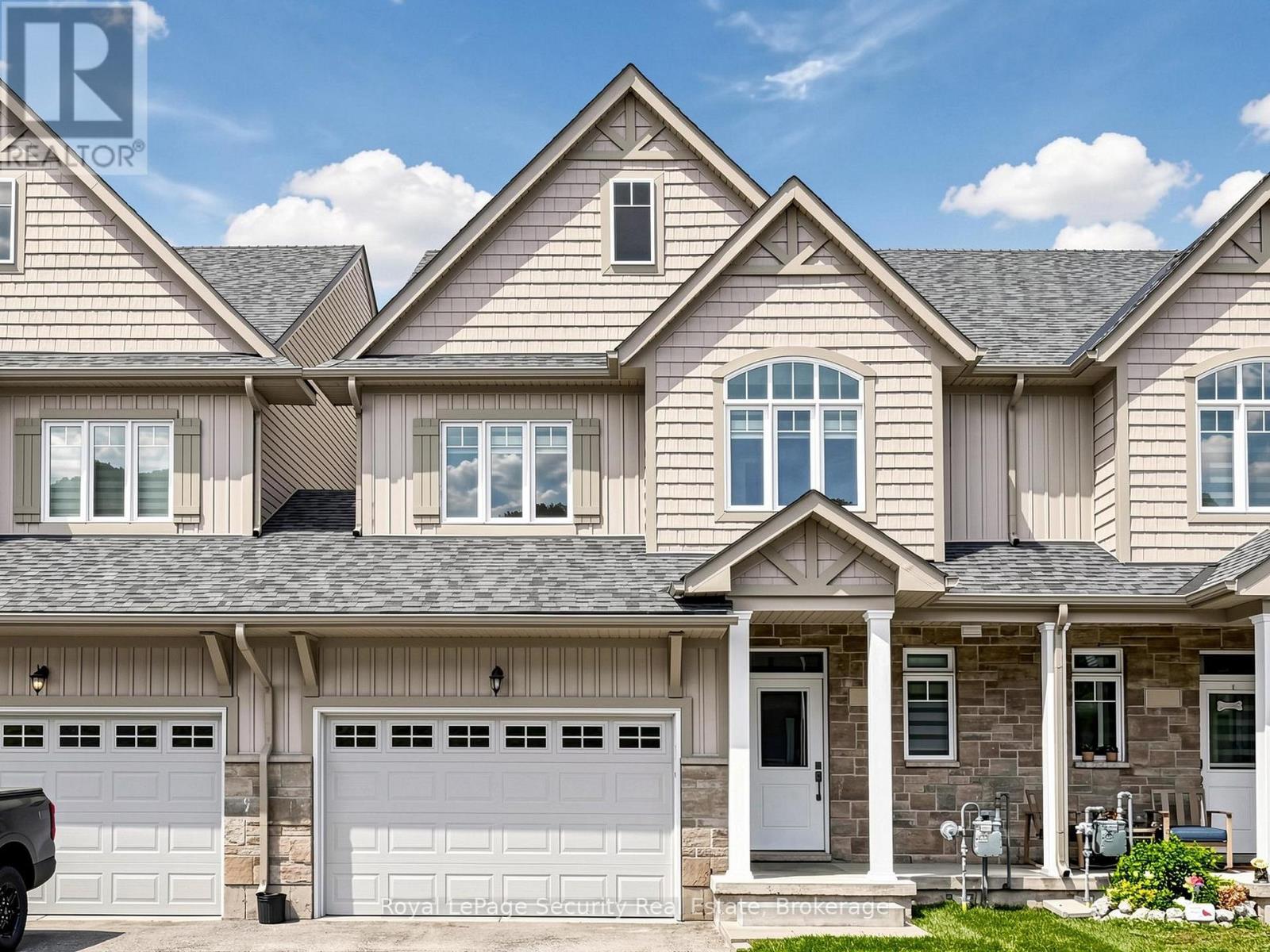 103 Addison Unit 31