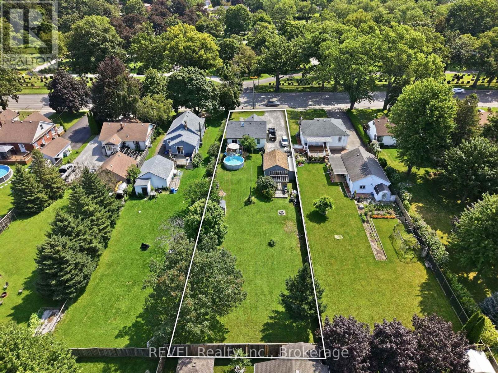 5699 Montrose photo 5