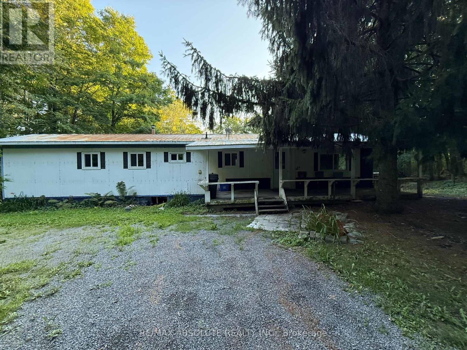 3205 7th Concession