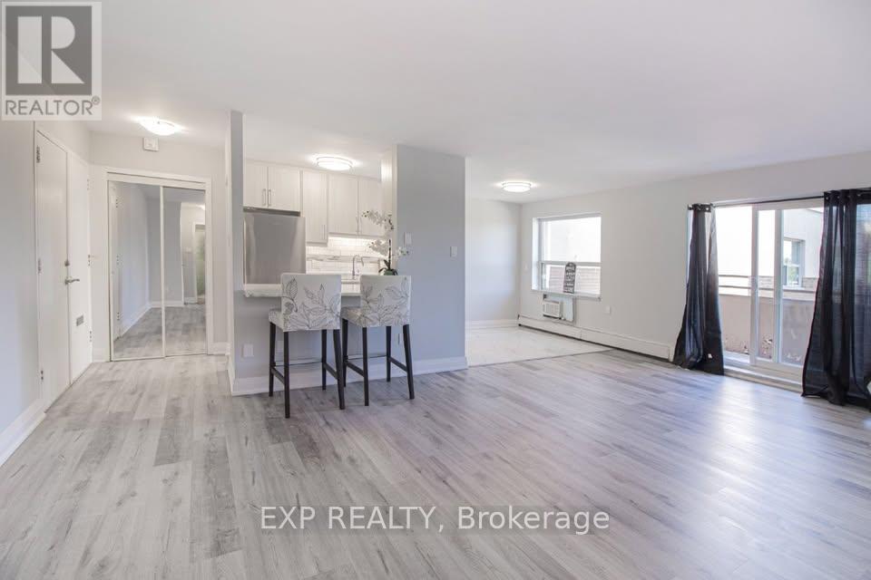 579 Clare Unit 301