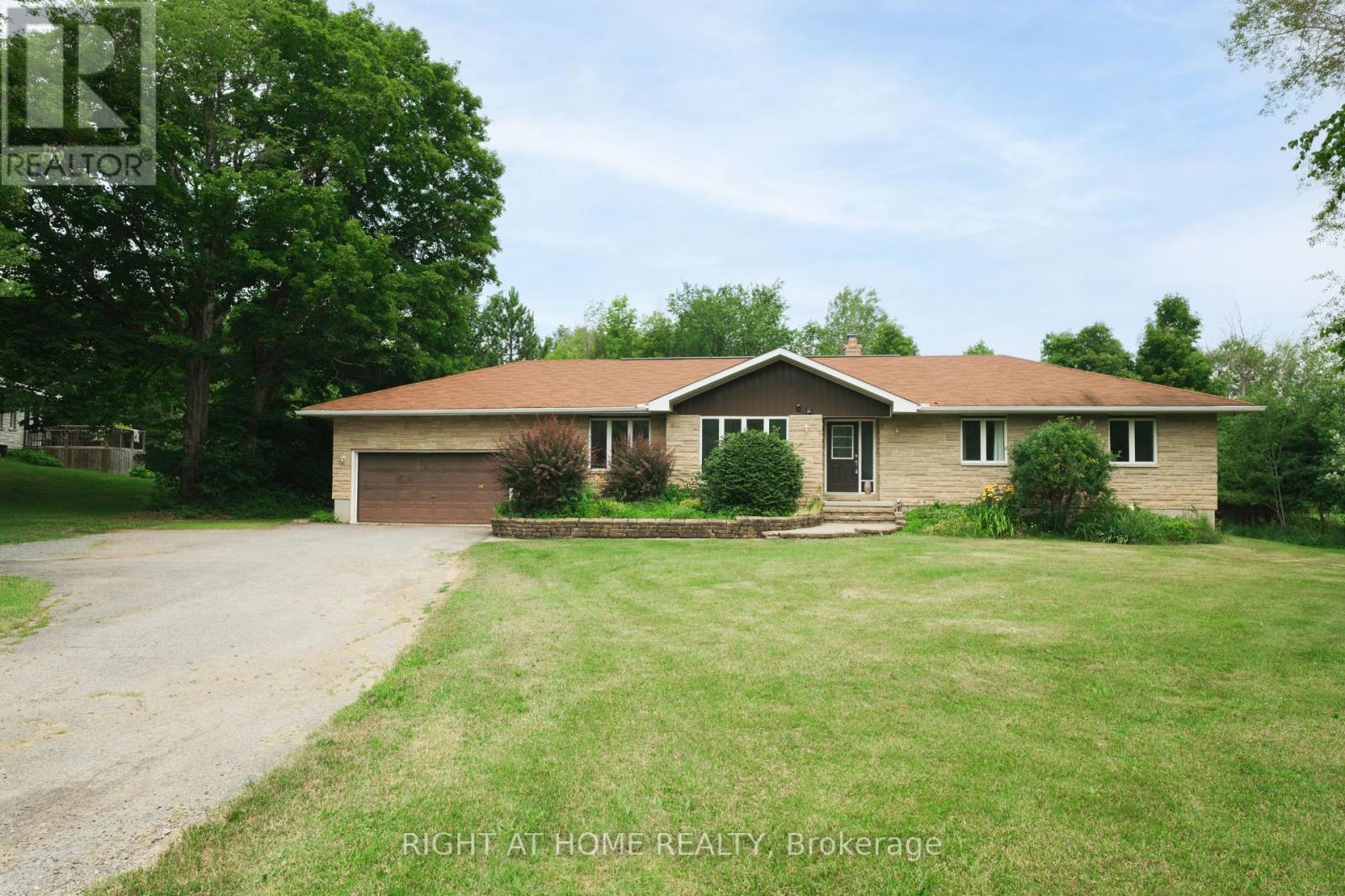 306 Lynx Hollow