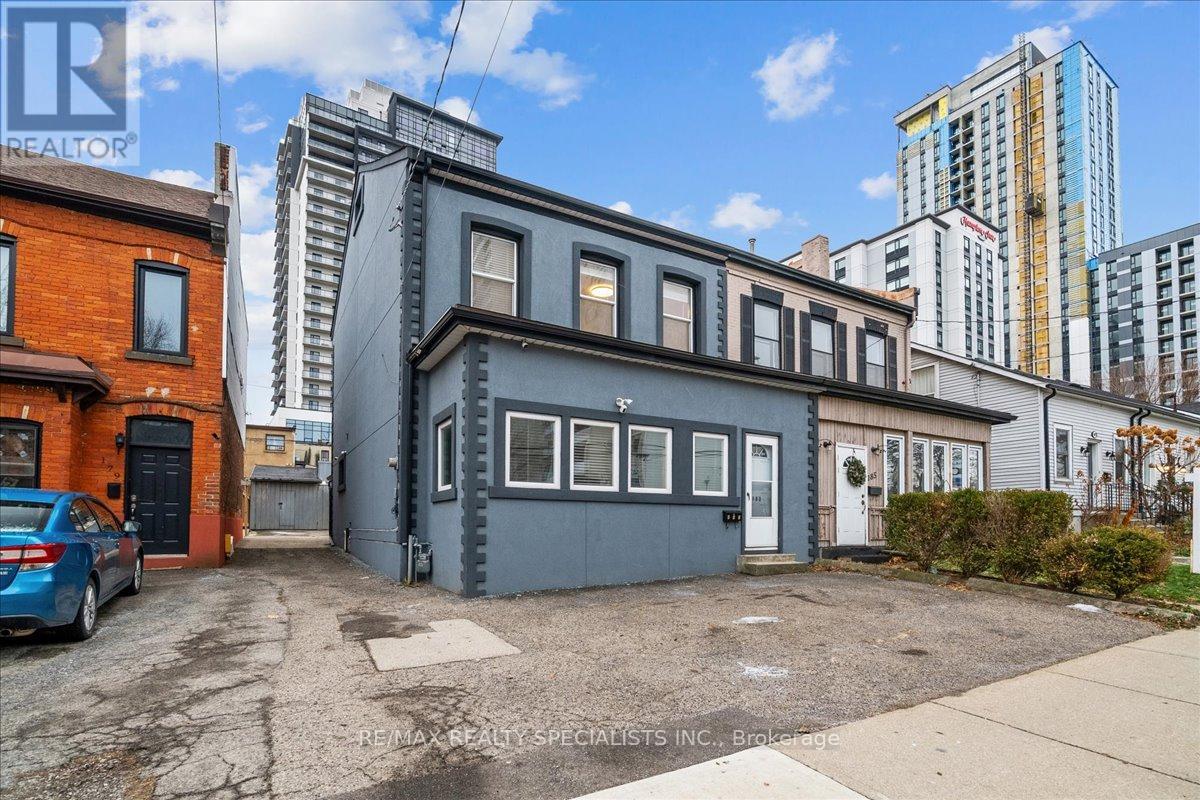 183 Market