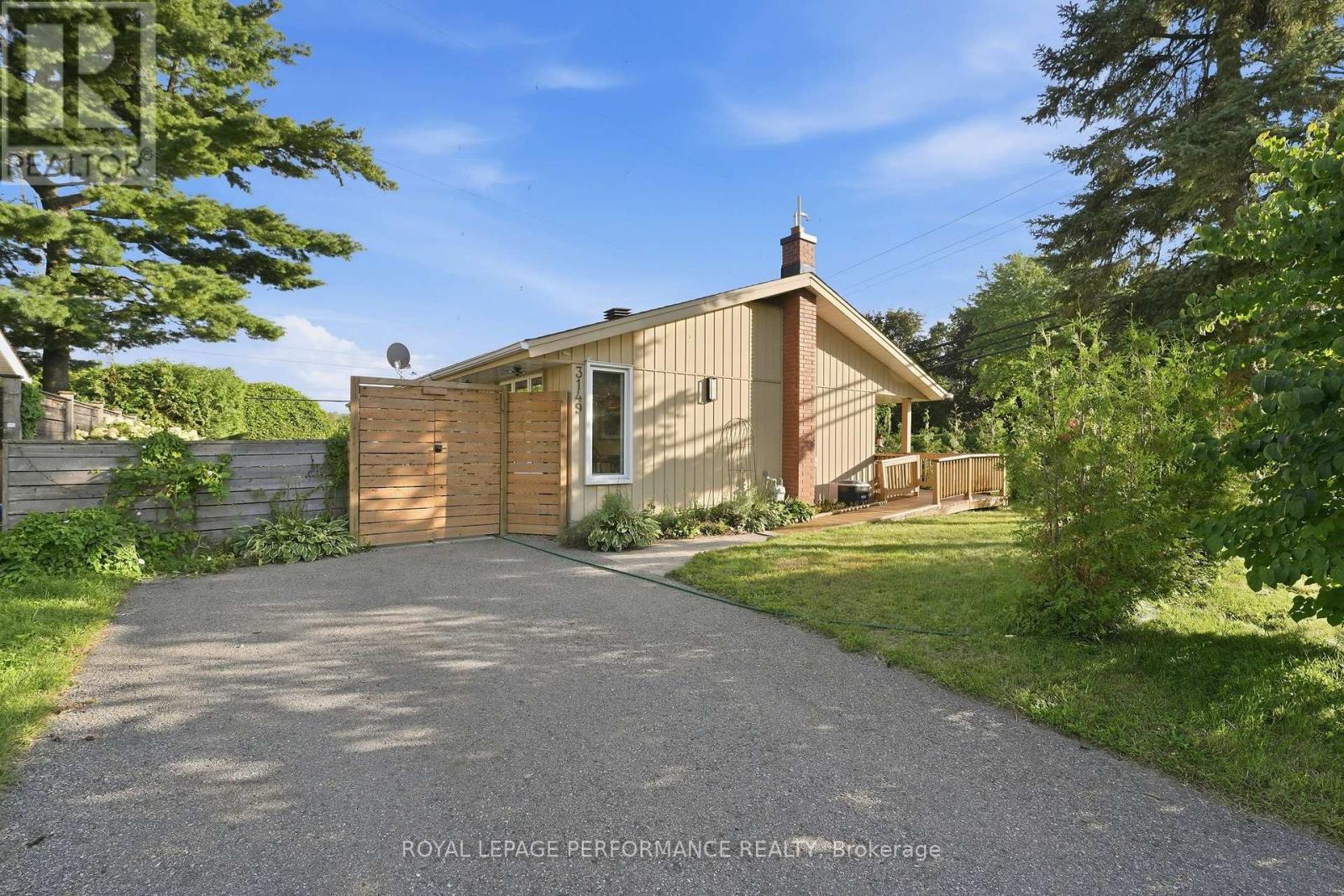 3149 Southmore