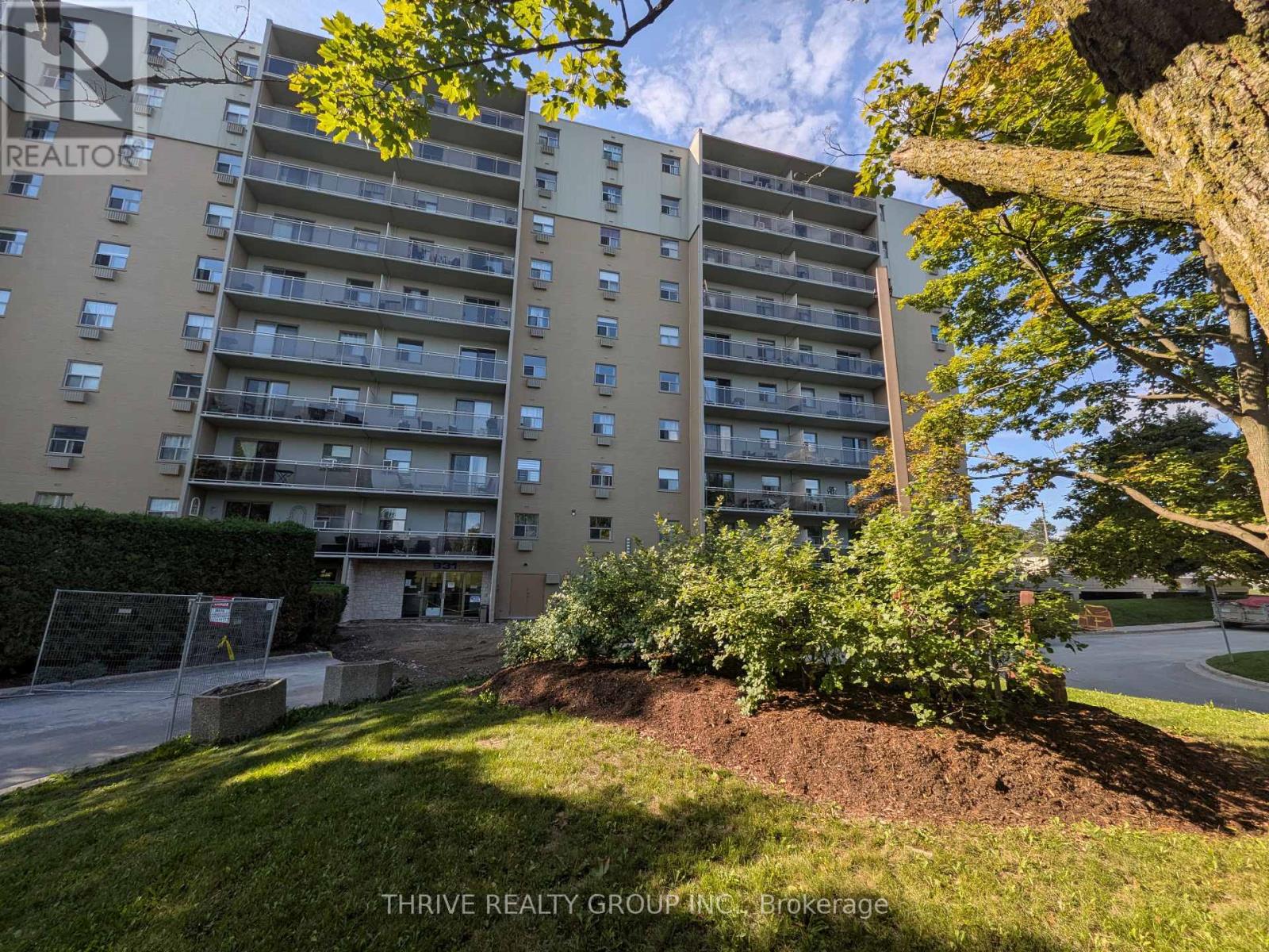 931 Wonderland Unit 111