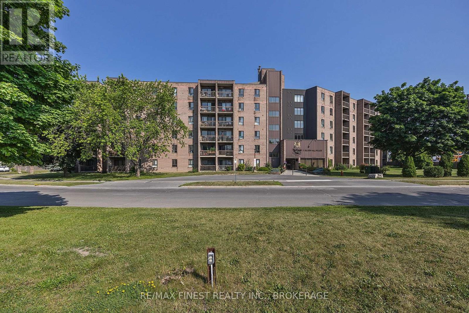 17 Eldon Hall Unit 414