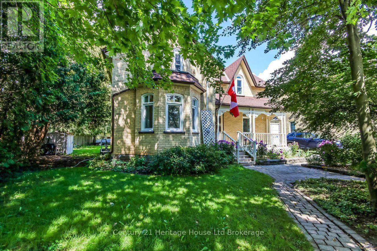 166 Dundas photo 2