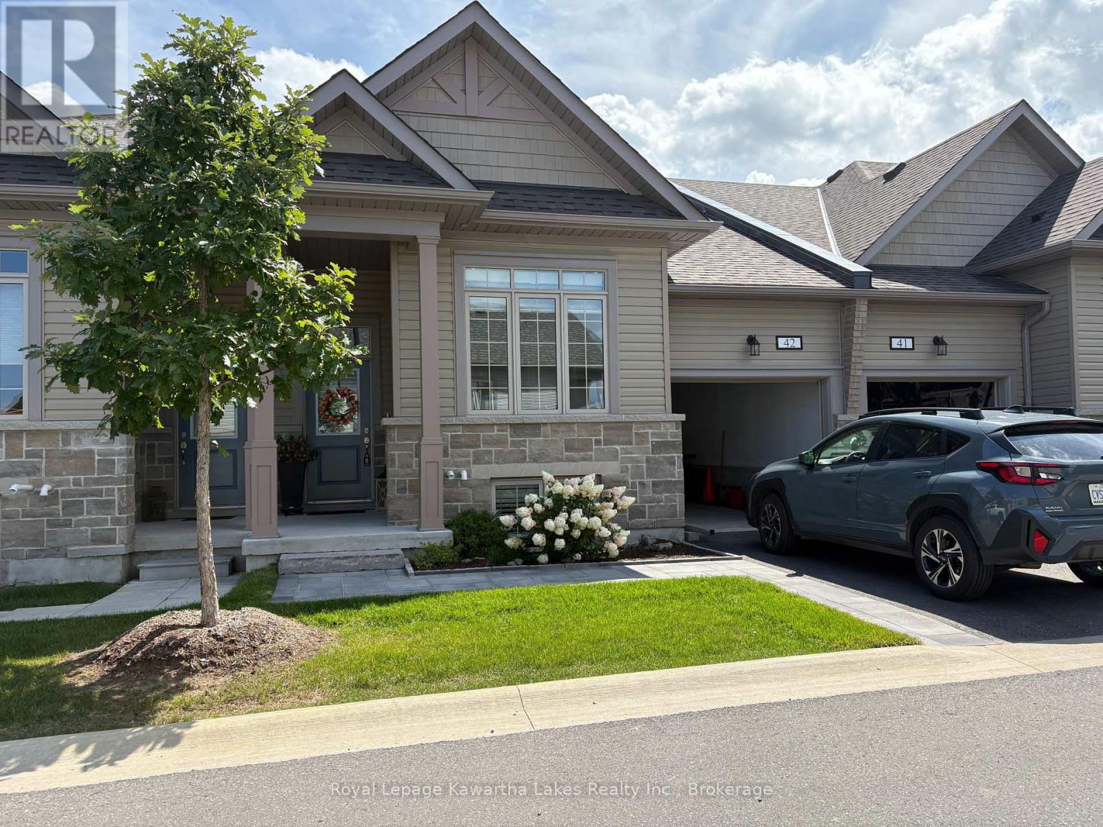 17 Lakewood Cres Unit Unit 42