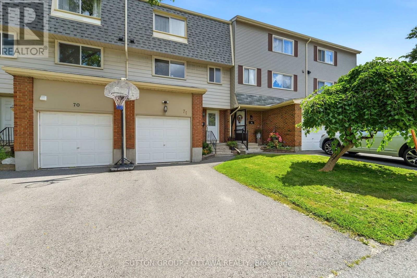 2415 Southvale Unit 71 photo 2