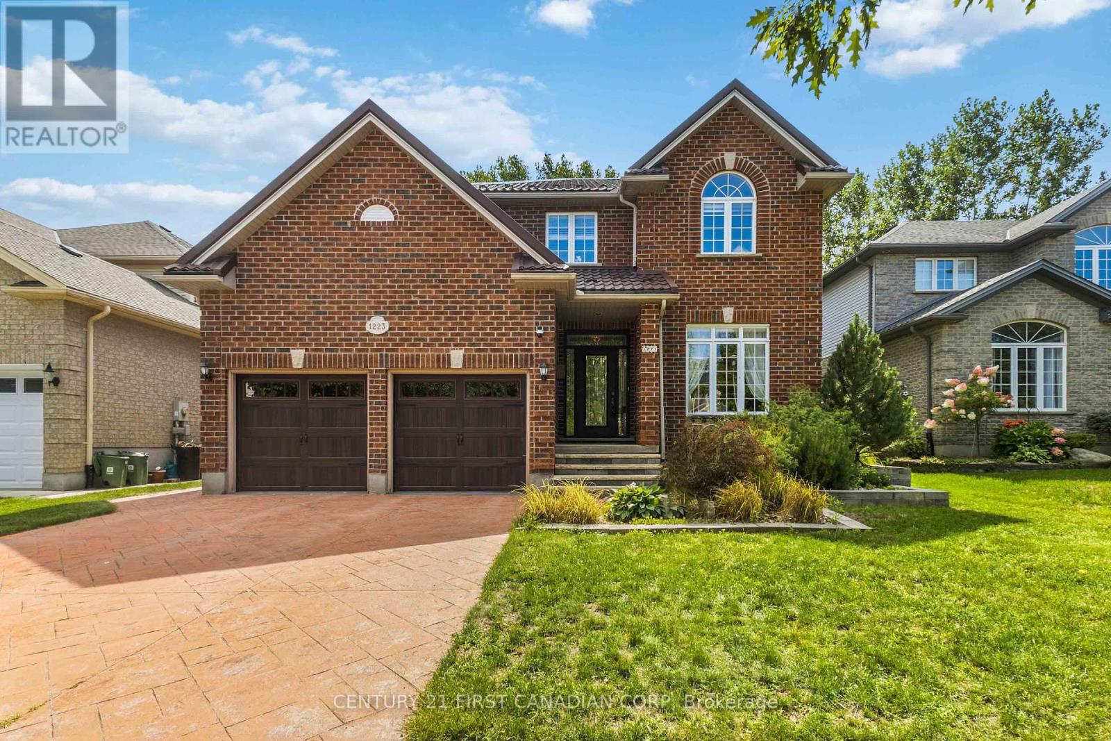 1223 Thornley