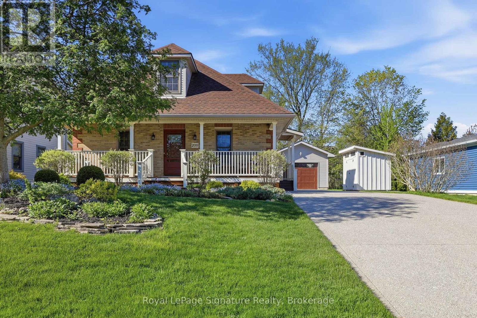 209 Summerhill