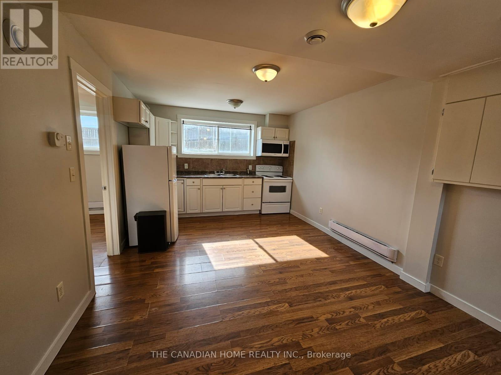 220 Erie Unit 220 photo 2