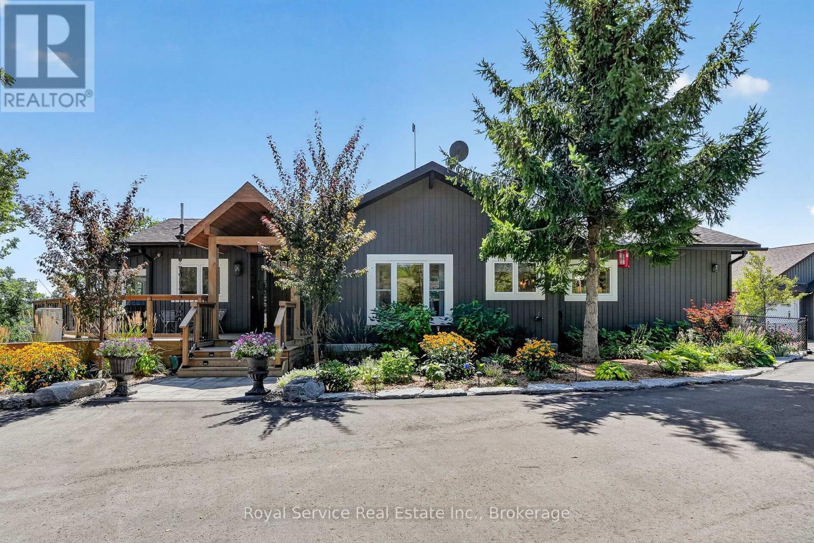 4374 Morton photo 2