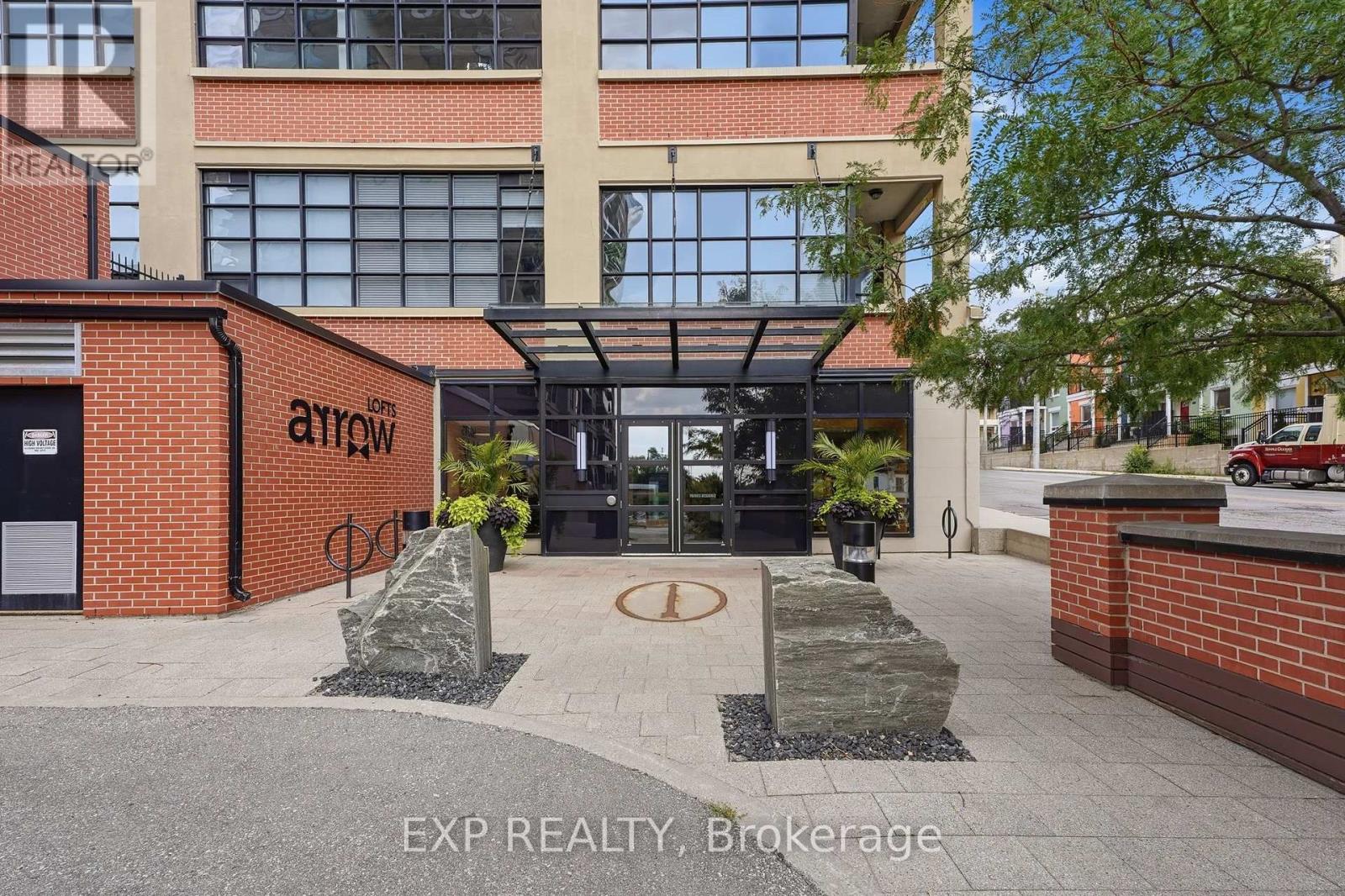 112 Benton Unit 417