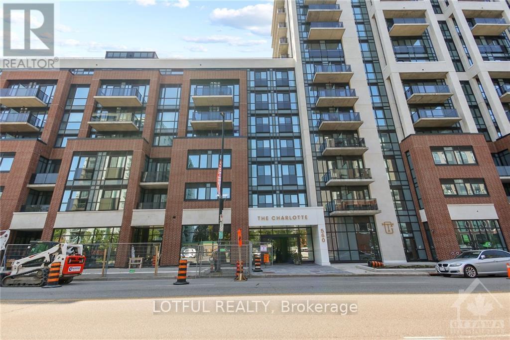 560 RIDEAU Unit 1305
