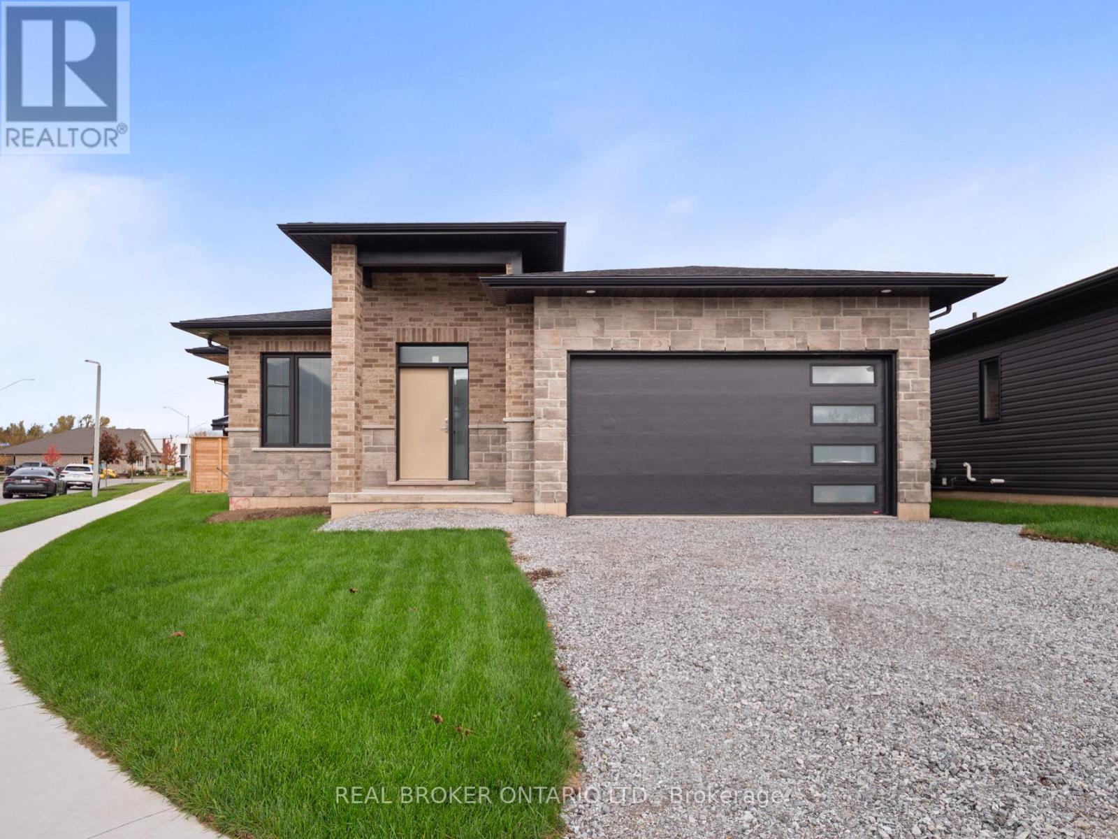 118 Willowbrook