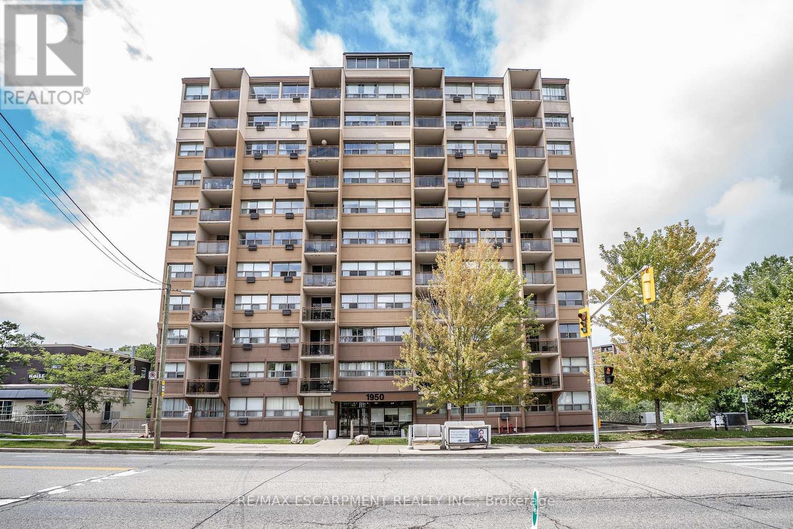 1950 Main Unit 307