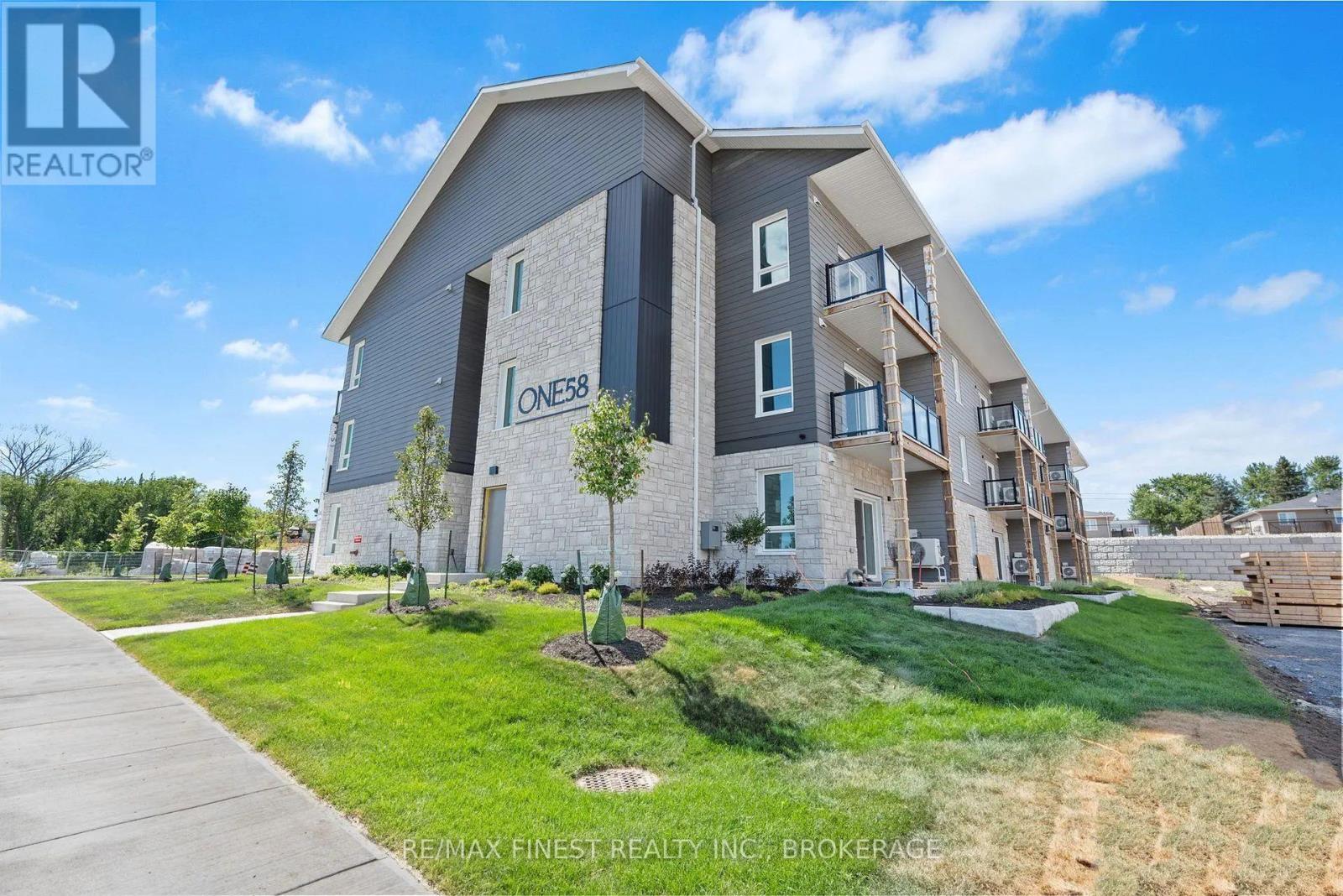 158 Heritage Park Unit 102