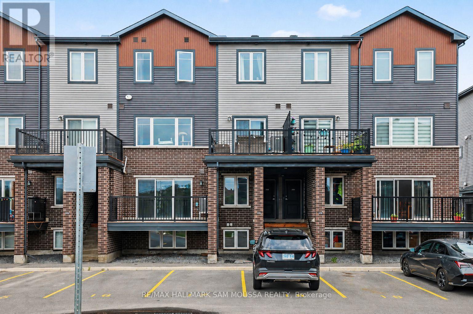 215 Eldorado Unit A