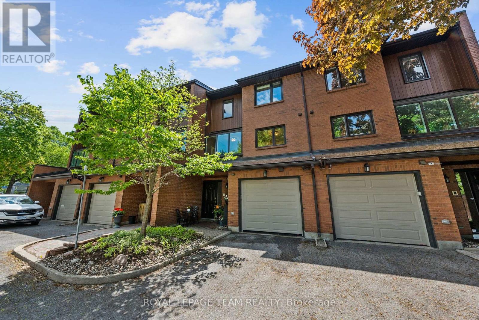 625 Richmond Unit 6