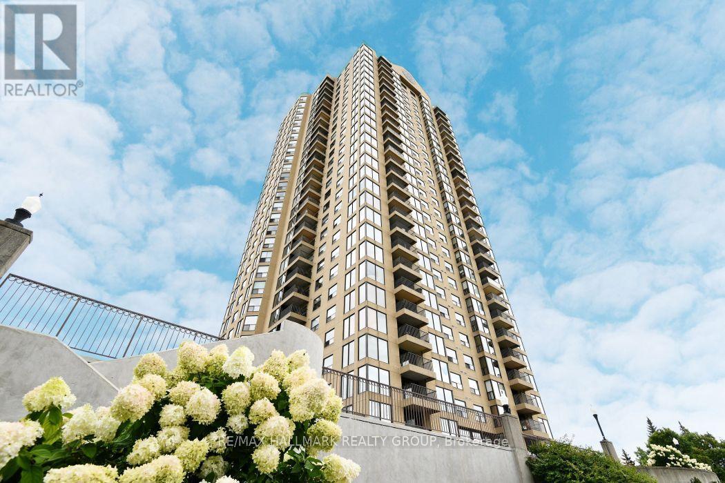 545 St Laurent Unit 1006