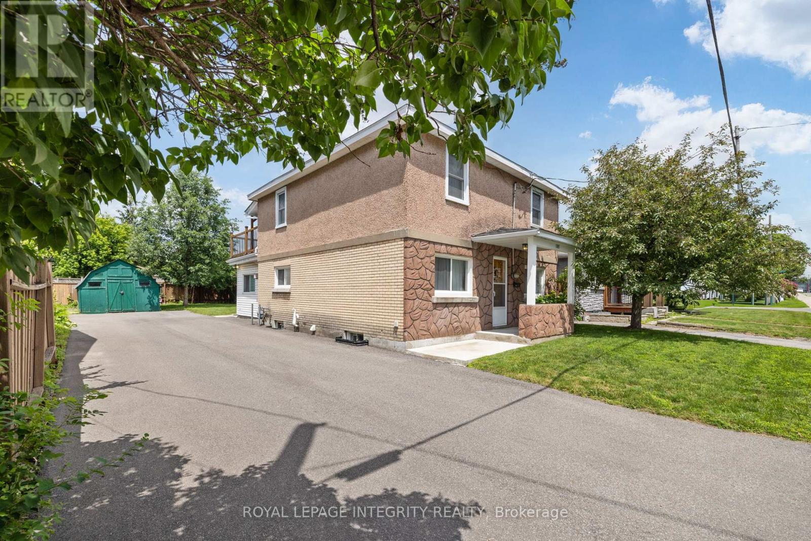 1081 Kenaston