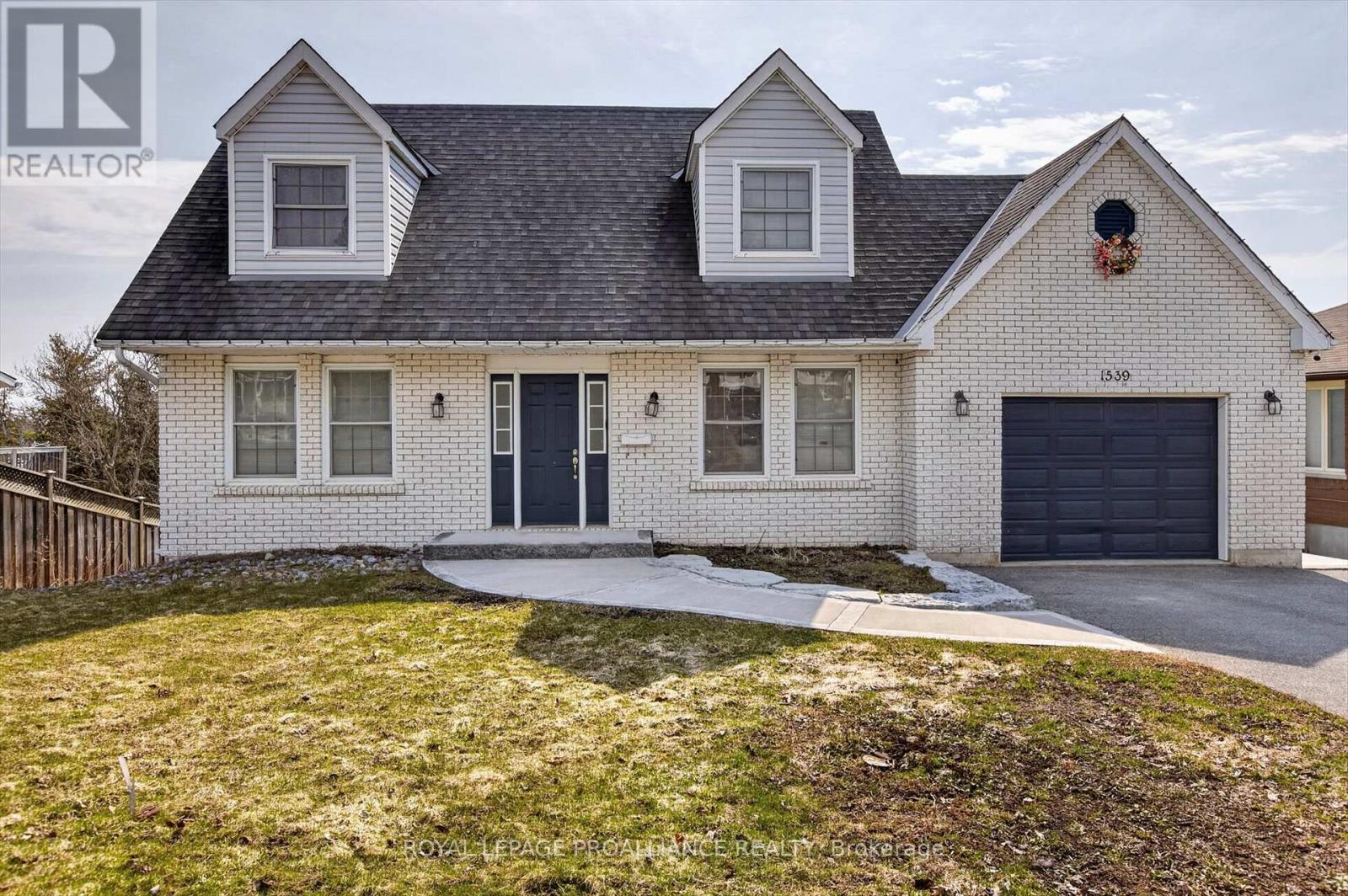 1539 Cherryhill