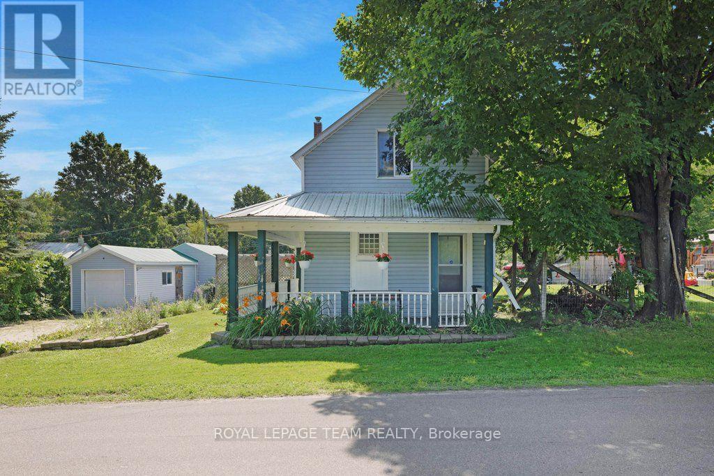 254 Blakeney photo 2