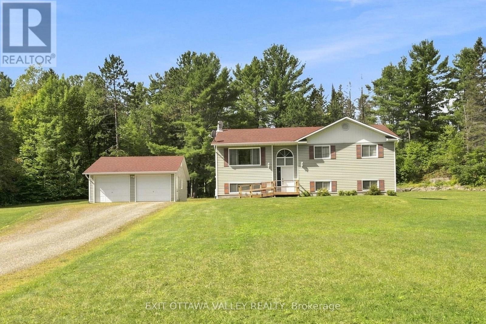 64 Mackey Creek photo 2